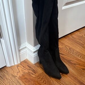 Elegant Black Over-the-Knee Boots